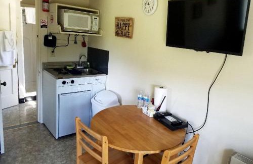 Stewartstown Casa | New Hampshire Cabin near Pittsburg, Ideal for a Vacation in Nature
