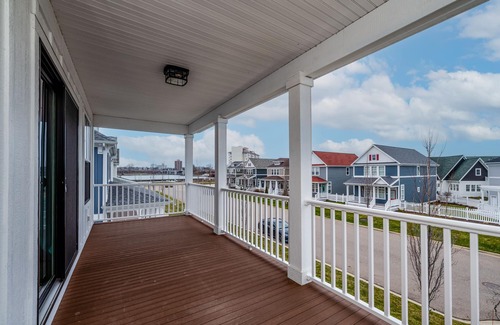 Saint Joseph Casa | New Harbor Shores House with Bunk Beds, terrance, and Pool!