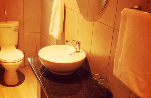 Newcastle Casa | New Haven Guest House