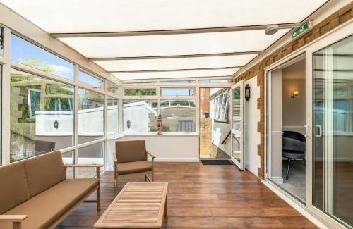 South Heighton Casa | New Haven - Long Term Discounts - Contractors