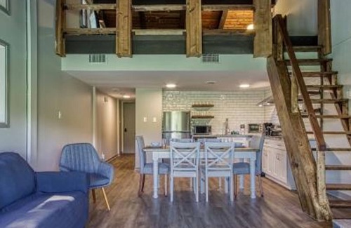 Sevierville Apartamento | NEW Haven Peaceful Retreat Gorgeous Views Pool