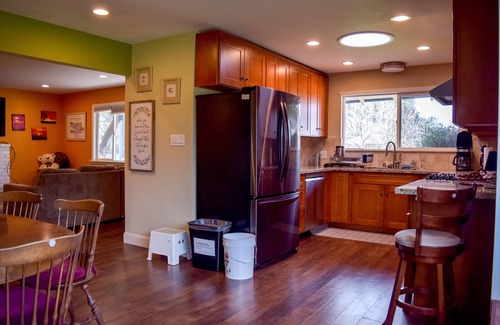 Gilroy Casa | NEW - Havilahland Guest House on a Farm