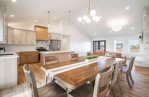 Bingham County Casa | NEW! Hidden Treasure Retreat w/Hot Tub & River Access