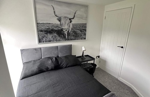 Dowlais Casa | New High Spec 3 Bedroom Holiday Home