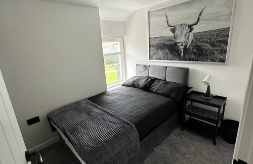 Dowlais Casa | New High Spec 3 Bedroom Holiday Home