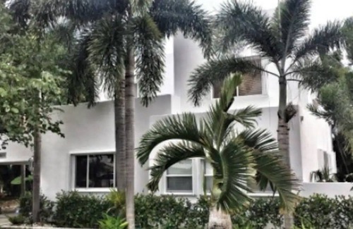 Parker Ridge Casa | NEW! Historic Estate-Heated Pool - Two Guest Houses - Sleep16 - NEAR EVERYTHING
