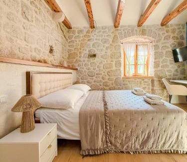Blato Casa | NEW! Holiday Home Retro Stone House