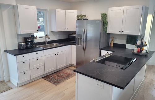 Alton Casa | Secluded 8-Guest Oasis close to Zion & Bryce Parks EV Charger RV hookups