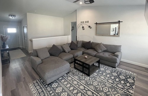 Madison Casa | New Home! Built in 2022