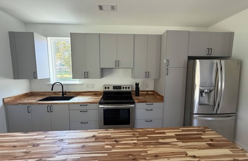 Andalusia Casa | New Home: Relax & Unwind Stylish 3BR/2BA in lovely Andalusia, Alabama