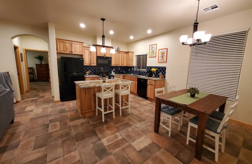 Talavera Casa | New home with stunning Organ Mt. views ! Paradise for hikers and nature lovers.