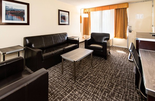 New Hope Hotel | New Hope Inn & Suites