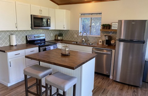 Pine Cove Cabina | NEW Host- Remodeled Cozy Cabin / Amazing Mountain View’s
