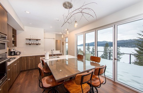 Whitefish Casa | NEW hot tub, lake views & private decks