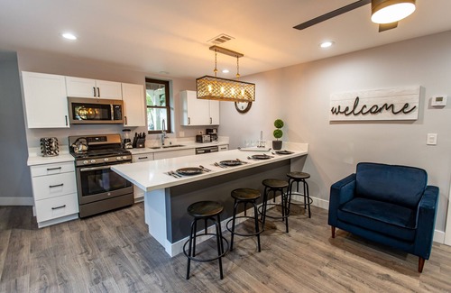 Hillcrest Condominio | Ubicación, estilo y confort