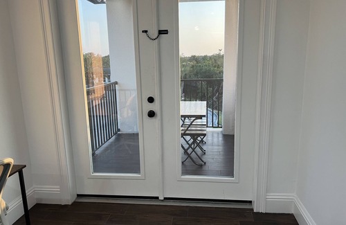 Riverbend Country Club Casa | new house 10 minutes to downtown