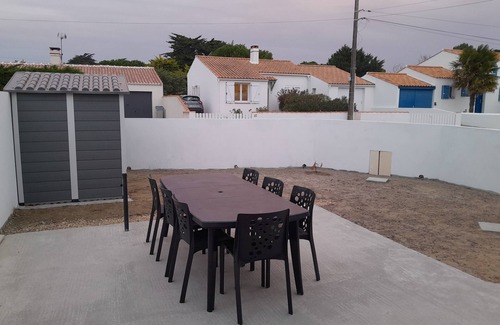 Barbatre Casa | new house located near the pine forest