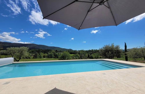 Malaucene Casa | New House : quiet, view, Mont Ventoux