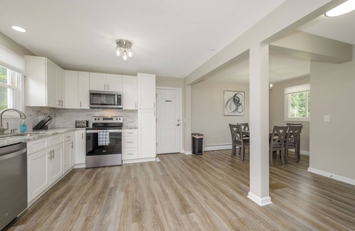 Canton Casa | NEW!!! Immaculate Home with Private Pool! Close to Pro Football Hall of Fame!