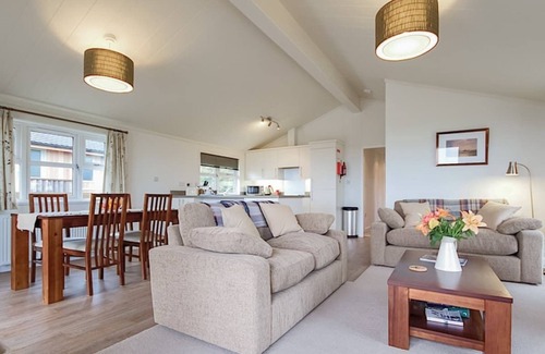 Carnmenellis Chalet De Esquí | Alojamiento de 3 habitaciones en Carnmenellis, Nr Falmouth