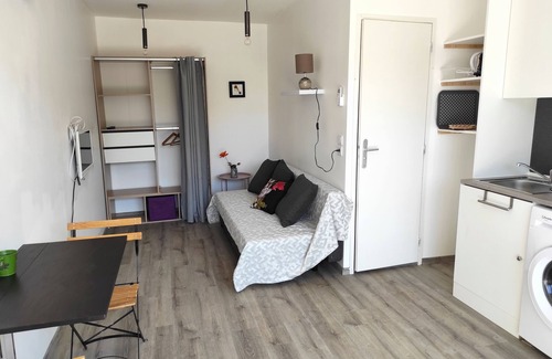 Saint-Martin-de-Crau Apartamento | New independent studio