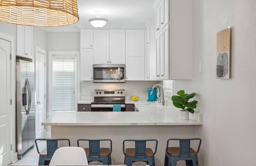 Ono Island Villa | New! Indoor Pool & Hot Tub Perdido Key Resort 2 Kings - Sleeps 8 3 Bedrooms