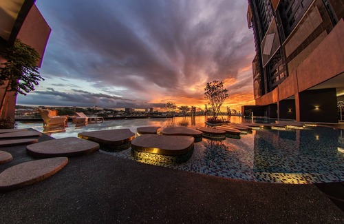 Taman Midah Apartamento | [NEW] Insta Worthy B&W Designer Loft in Cheras, Kuala Lumpur