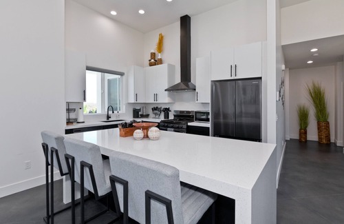 B-Bar-H Ranch Casa | Skye Ranch~new luxury home -Jacuzzi Heat Included