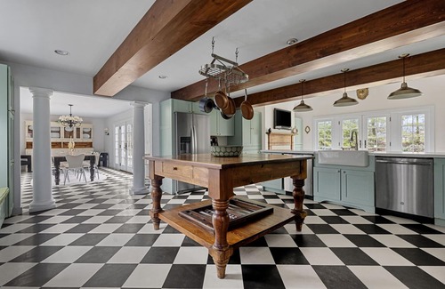 Harbert Casa | NEW! Juniper Presents: 2-Acre Home w/ Hot Tub, Pickleball/Basketball + Firepit