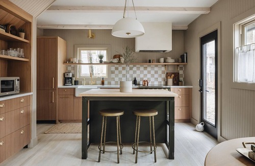 Union Pier Casa | New! Juniper Presents: The Fern - A 2 Bed/1.5 Bath Townie Cottage, Walk to Beach