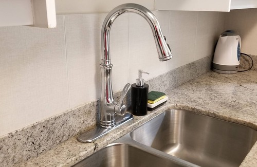 New Kingston Apartamento | New Kingston Guest Apartment at Eight