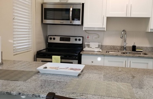 New Kingston Apartamento | New Kingston Guest Apartment at Eight