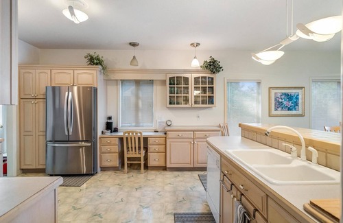 East Jordan Casa | *NEW* Lake Charlevoix Home Friday to Friday