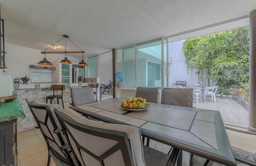Tequesquitengo Casa | New Lakeside Retreat Spacious Family Villa