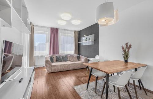 Prague 9 Apartamento | New large apartment, Free Parking!
