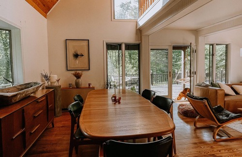 East Branch Casa | NEW! Large Chic & Cozy Catskills Cabin on 5.5 acres with private spring-fed pond