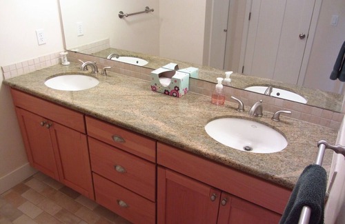 Seaview Casa | Nuevo, grande, espacioso *** Luxury Home *** Great Location !!