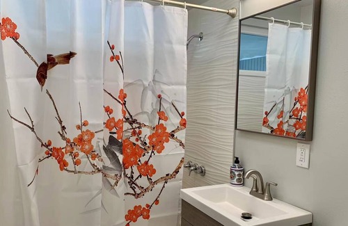 Valinda Casa | New Listed! DT La Puente convenient location