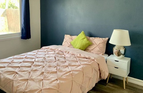 Valinda Casa | New Listed! DT La Puente convenient location