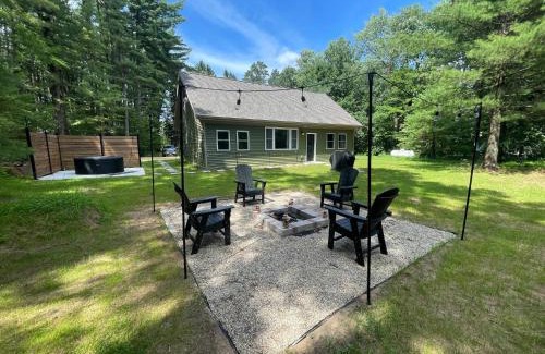 Lyndon Station Casa | New Listing 2BR/2BA on Trout Lake HotTub & Firepit