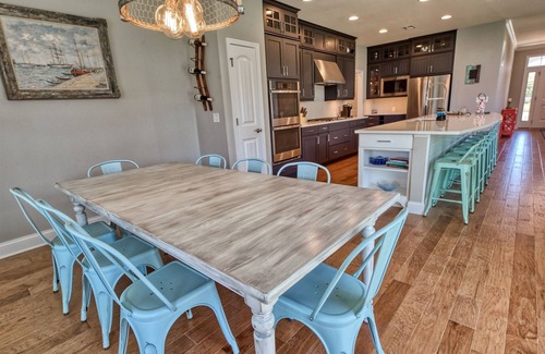 Lewes Casa | NEW LISTING * 7BR Lewes Beach House in the Coastal Club Community with