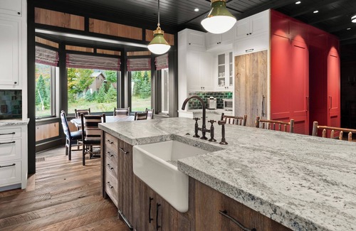 Spruce Peak Casa | NEW LISTING!! Amazing Spruce Peak Home, Everything Needed For a Luxury Vacation