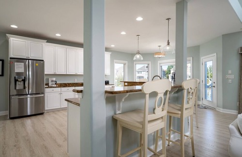 Heron Harbour Isle Casa | New Listing! Beautiful family home with 4 bedrooms and a game room!