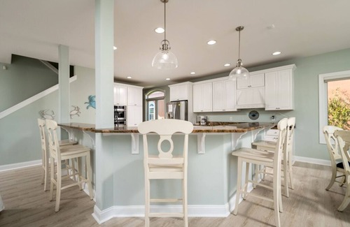 Heron Harbour Isle Casa | New Listing! Beautiful family home with 4 bedrooms and a game room!