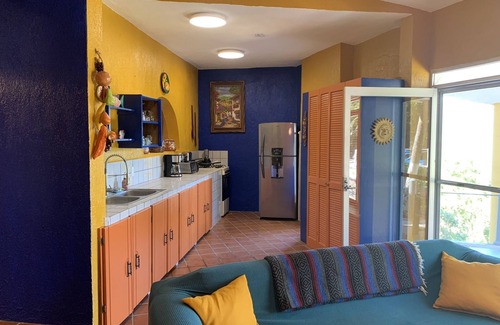 Manzanillo Casa | New Listing - Casa Margarita - quiet 1 bedroom, 1 bath, ocean view