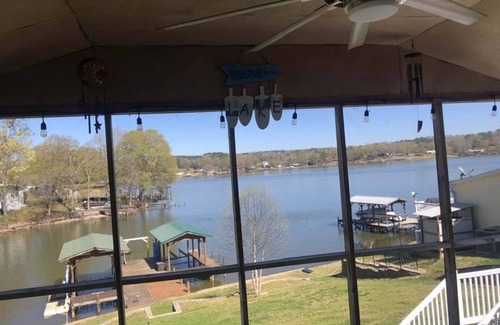 Waterloo Casa | NEW LISTING ! Cozy and relaxing water front lake house with breath taking views
