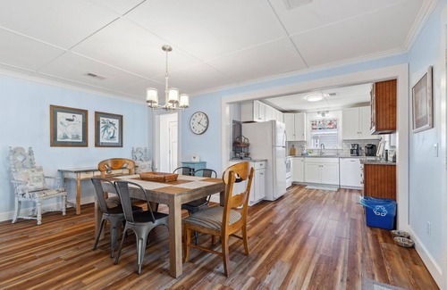 Tranquil Harbour Cabaña | New Listing | Cozy Cottage | Fully Fenced Yard