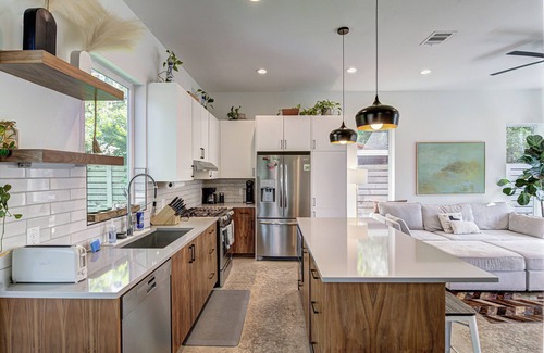 Govalle Casa | NEW Listing ! East Austin Home W/Pool & Patio