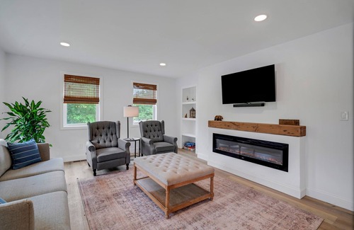 Bristol Casa | NEW LISTING! Farmview by Newfound Lake by RedAwning