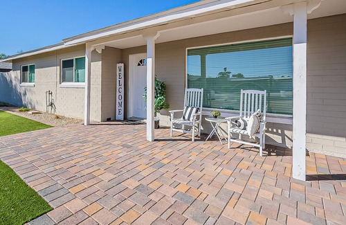 Security Acres Casa | 🌞NEW Listing🌞 Fiesta Cottage~ Pool🏊‍♀️ Foosball~ BBQ🍔 fire pit🔥 6 Adults+5 Kids